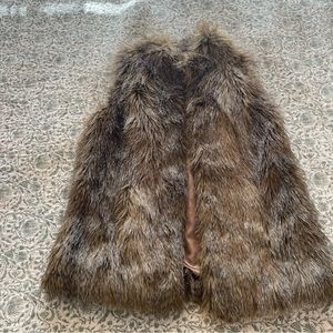 Rachel Zoe faux fur vest mob wife aesthetic size medium